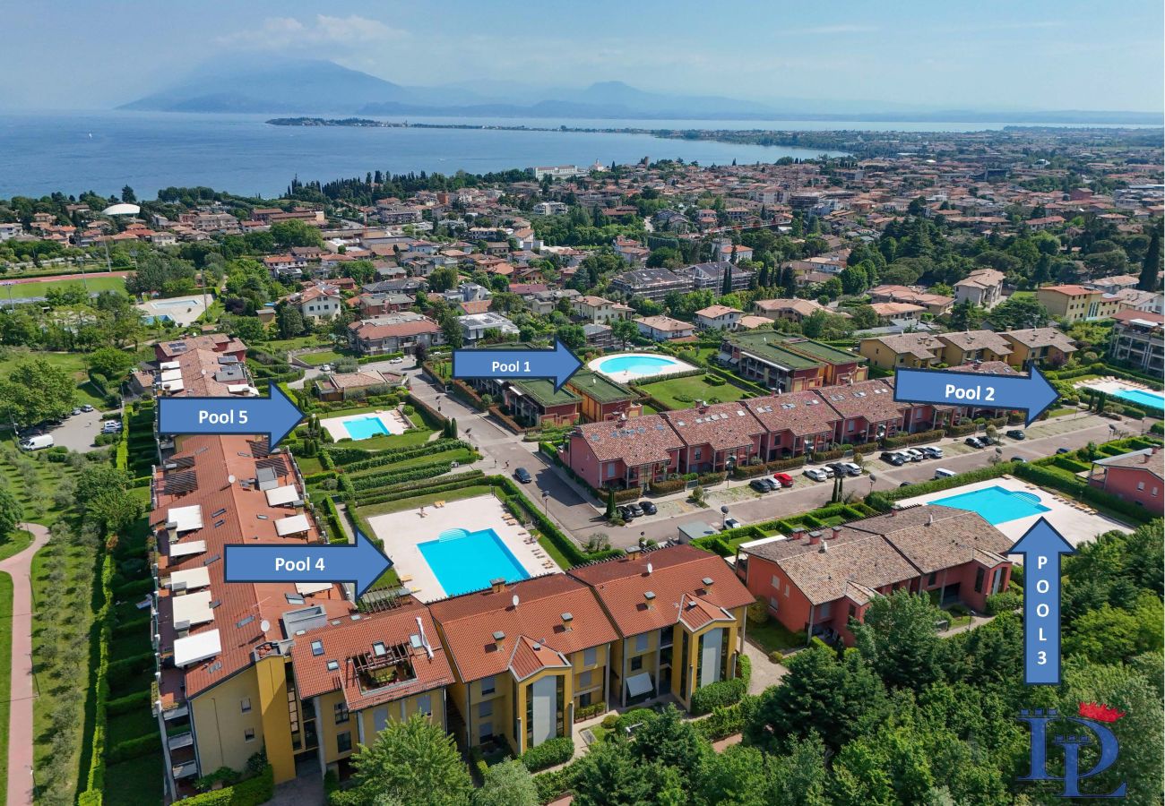 Apartment in Desenzano del Garda - 55- BUTTERFLY AND POOLS