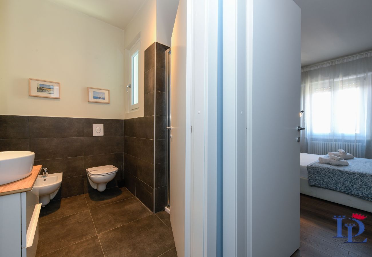 Apartment in Desenzano del Garda - 73 L'attico di Jack