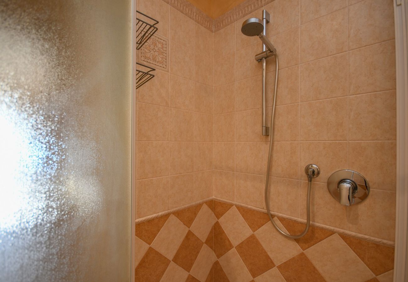 Apartment in Tignale - Conte - adults only apartment