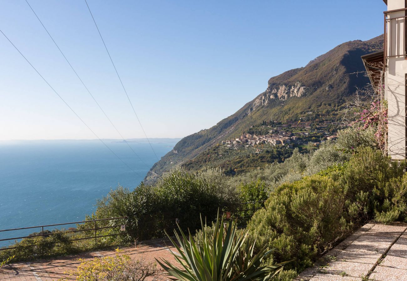 Apartment in Tignale - Tignale Panorama by Garda FeWo