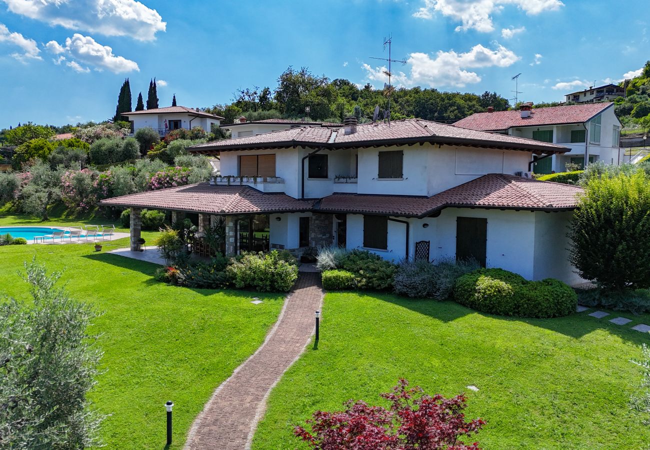 Villa in Manerba del Garda - Villa Oleander by Garda FeWo