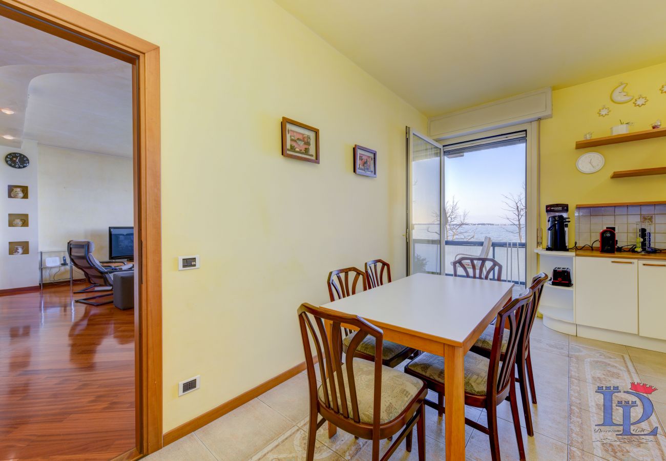 Apartment in Desenzano del Garda - 28-Desenzanoloft : CHARMING ON THE LAKE