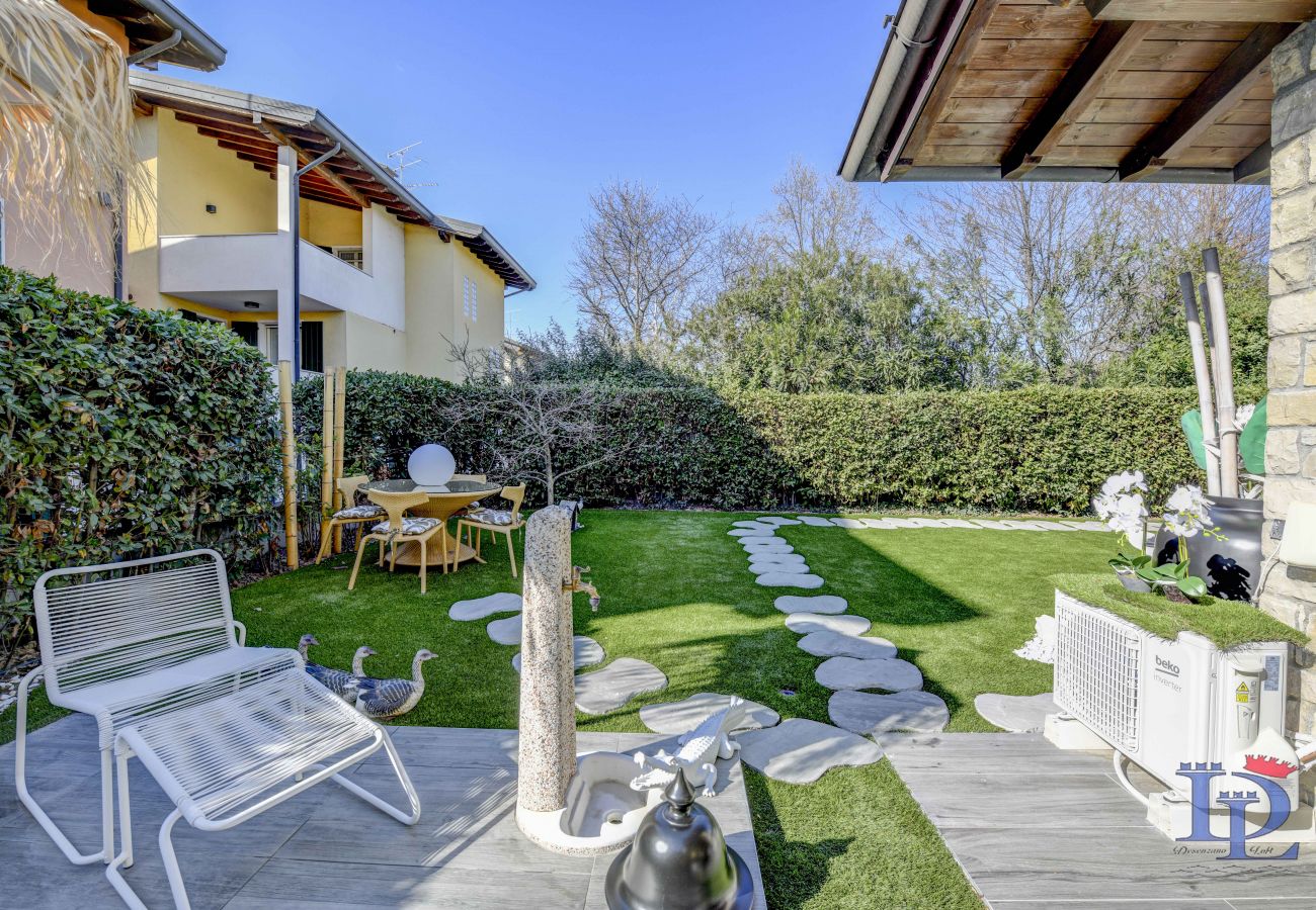 Villa in Desenzano del Garda - 20- LUXURYSUITE WITH JACUZZI AND GARDEN