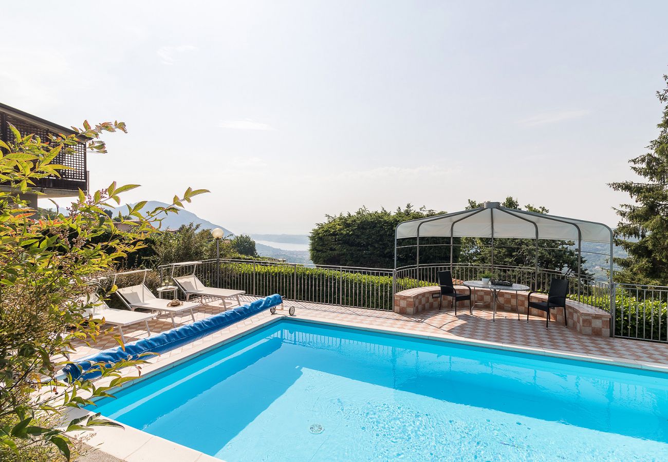 Villa in Villanuova sul Clisi - Villa Montagne & Lago by Garda FeWo