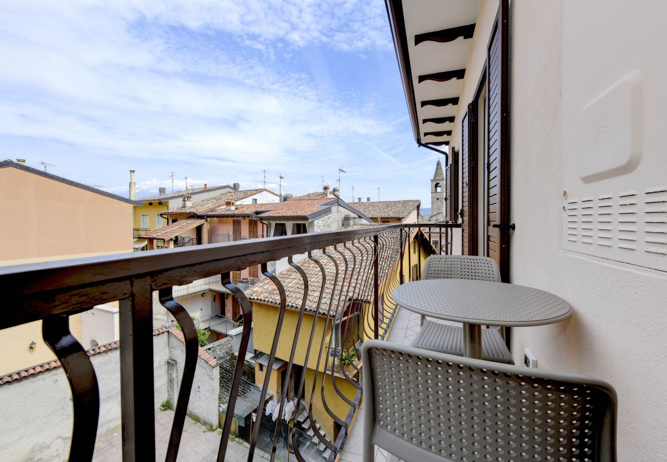 Apartment in Toscolano-Maderno - Tre passi dal lago 3 by Garda FeWo