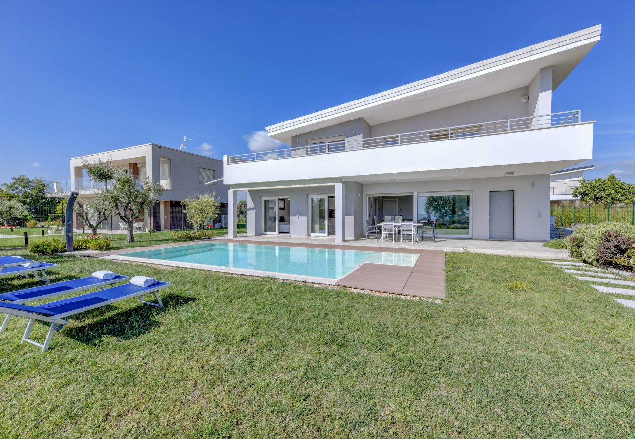 Villa in Moniga del Garda - Villa Easy Life by Garda FeWo