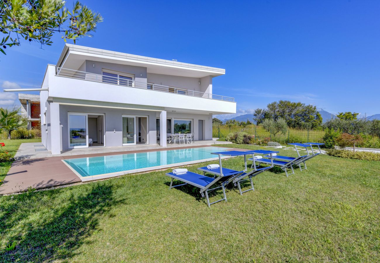 Villa in Moniga del Garda - Villa Easy Life by Garda FeWo