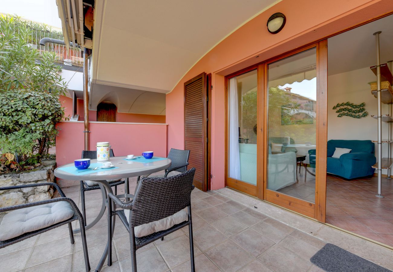 Apartment in Manerba del Garda - Aqua by Garda FeWo