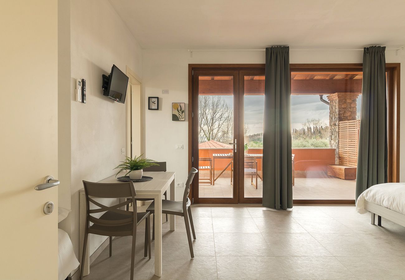 Farm stay in Polpenazze del Garda - Agriturismo Sentieri del Vino - Lago Lucone