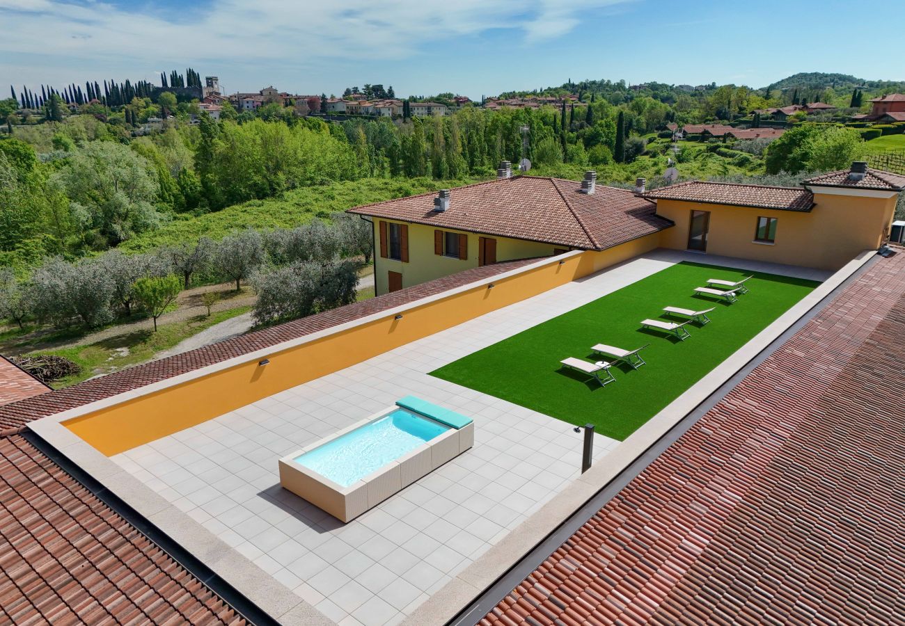 Farm stay in Polpenazze del Garda - Agriturismo Sentieri del Vino - Lago Lucone