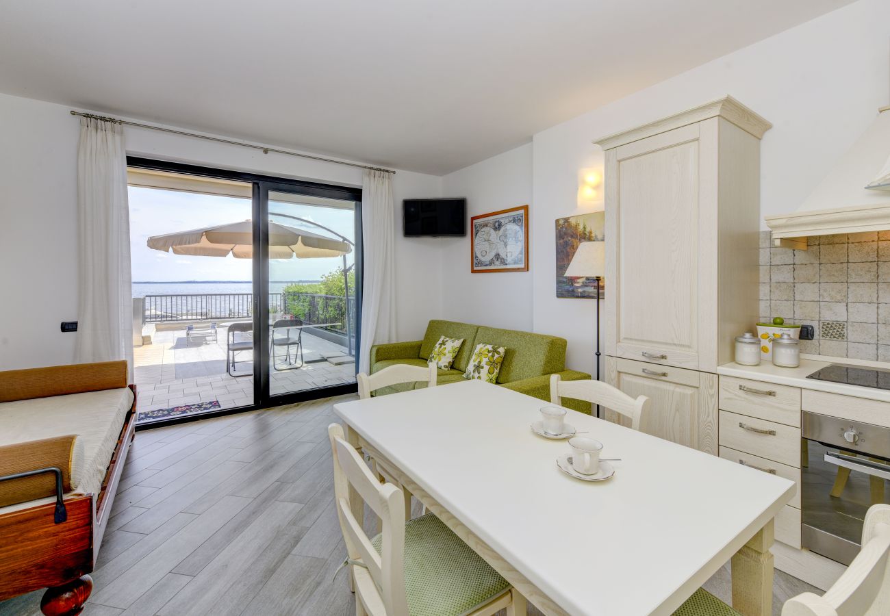 Apartment in Manerba del Garda - La Perla Adult Only