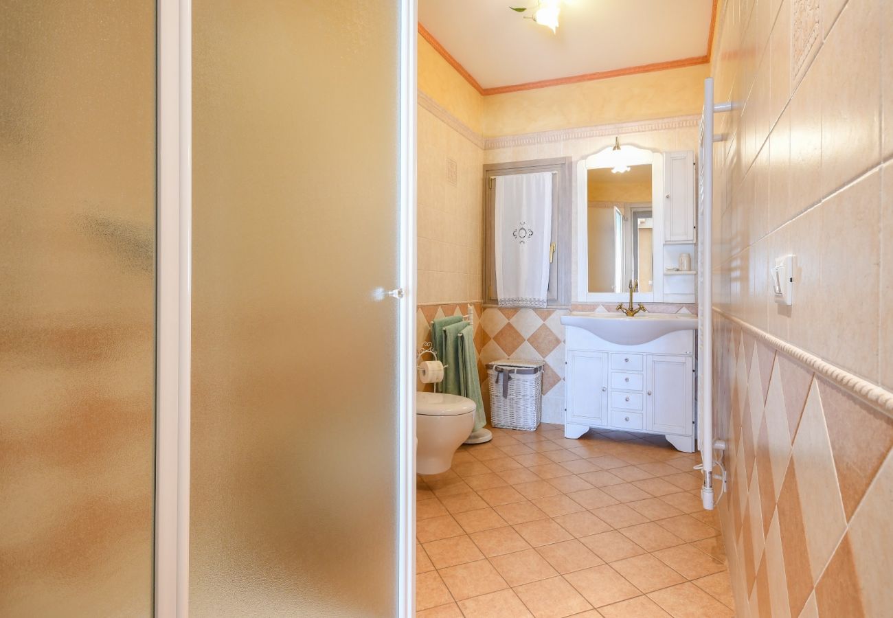 Appartamento a Tignale - Conte - adults only apartment