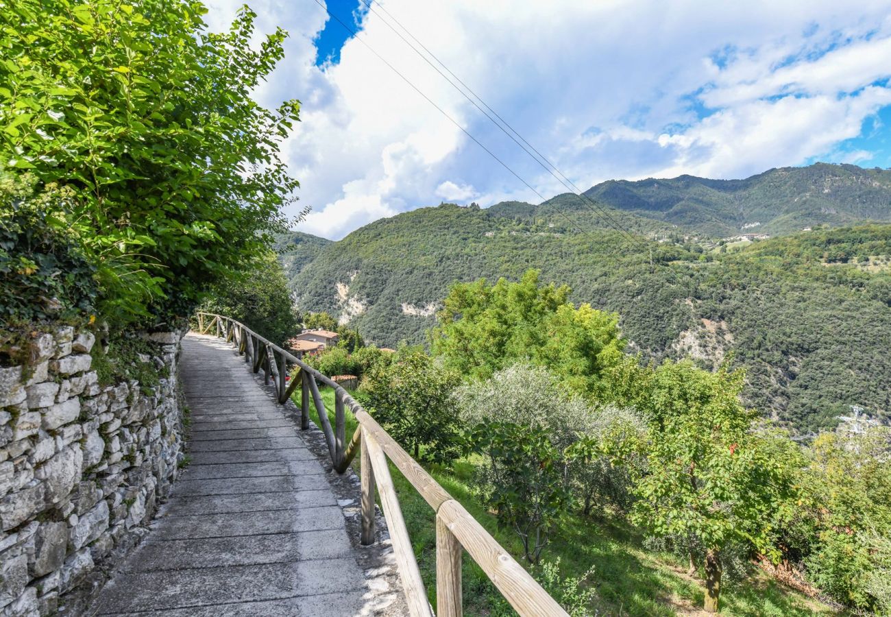 Appartamento a Tignale - Corte Trepée by Garda FeWo