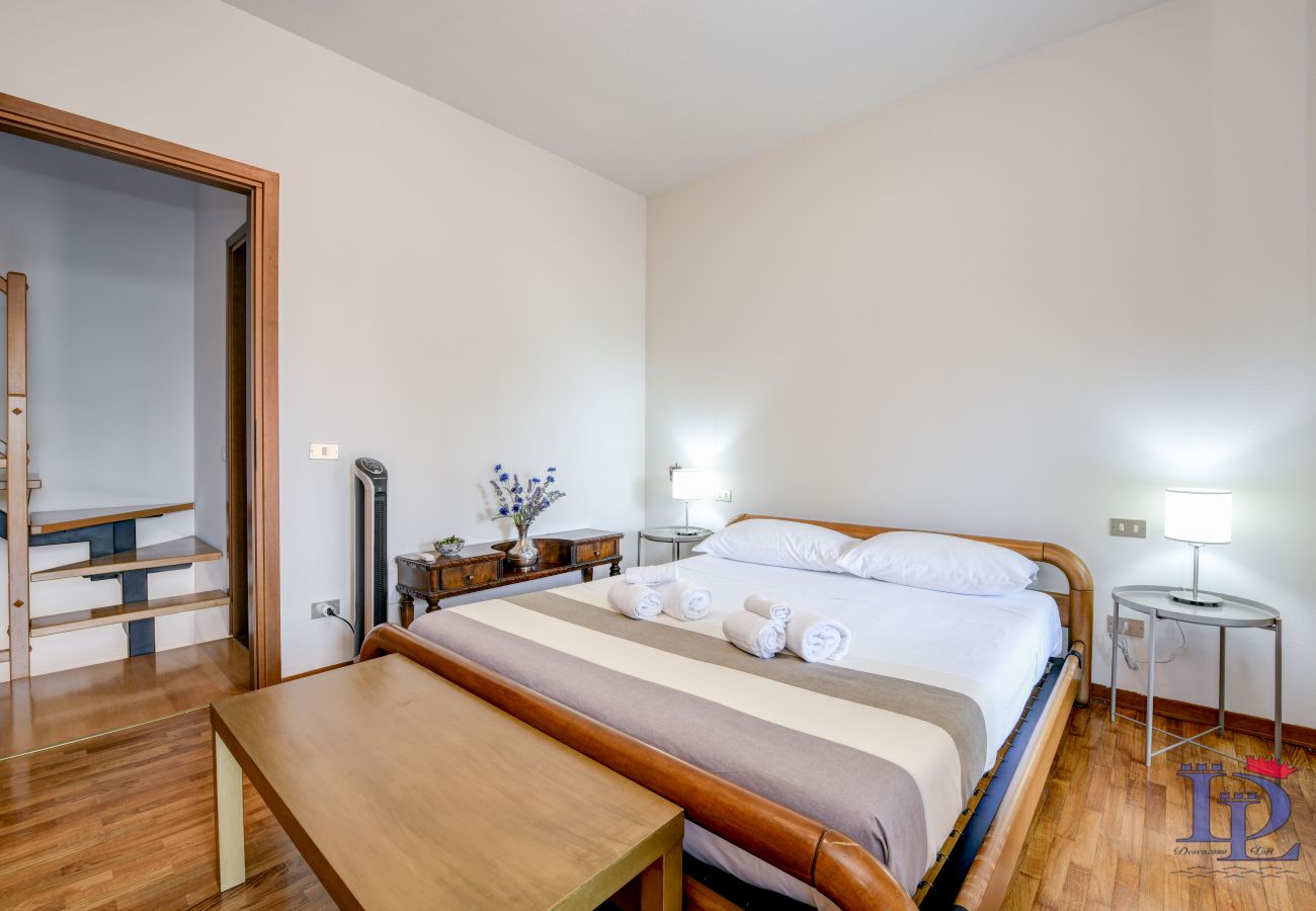 Desenzanoloft, appartamento, casa vacanze, Desenzano, Lago di Garda, affitti brevi, Sirmione