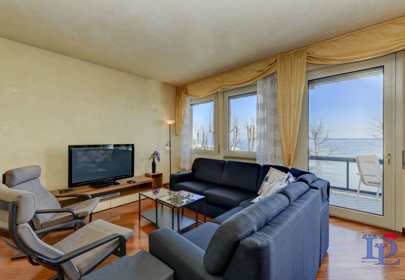 Appartamento a Desenzano del Garda - 28-Desenzanoloft : CHARMING ON THE LAKE