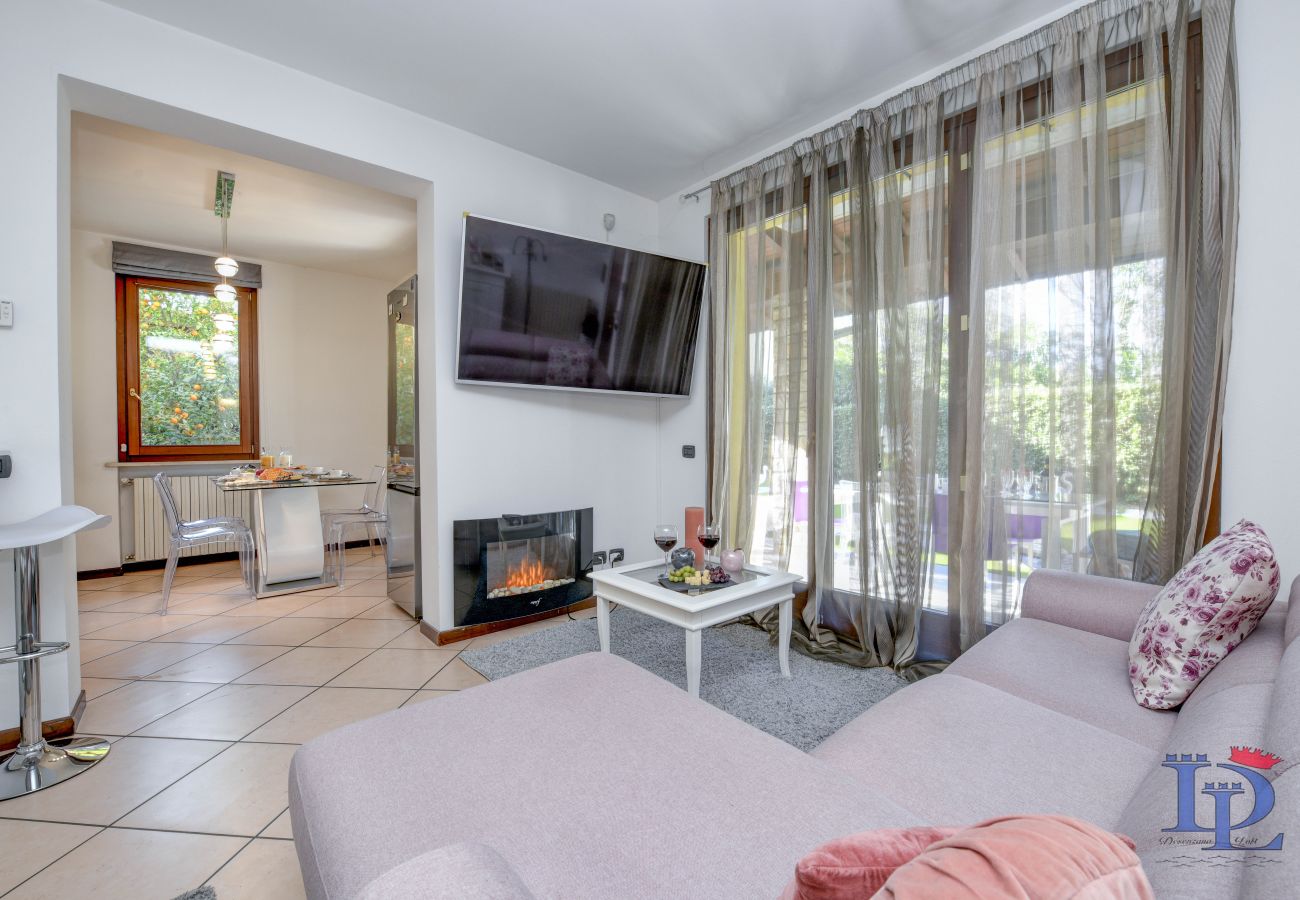 Villa a Desenzano del Garda - 20- LUXURYSUITE WITH JACUZZI AND GARDEN