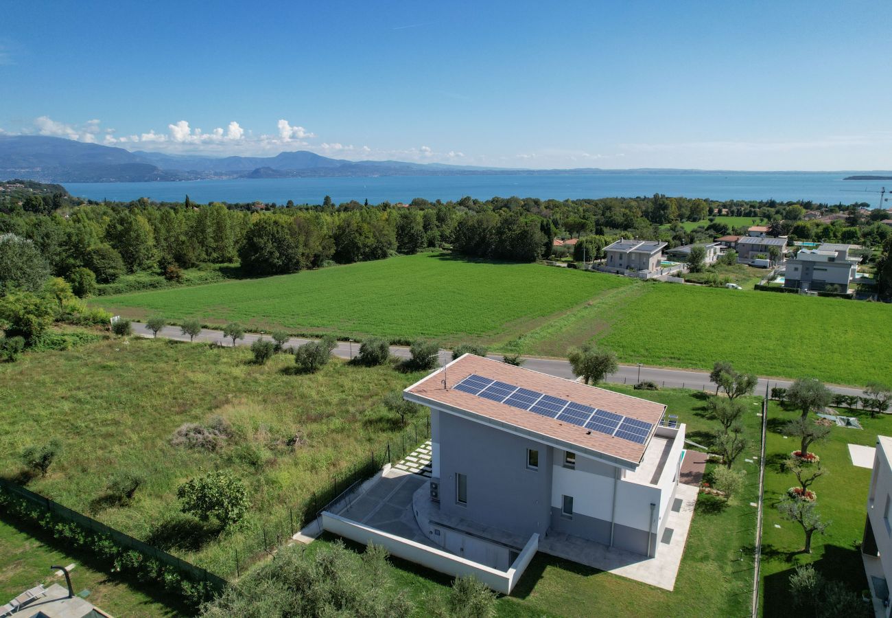 Villa a Moniga del Garda - Villa Easy Life by Garda FeWo