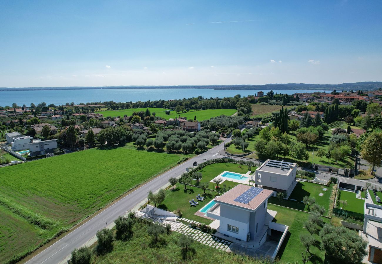 Villa a Moniga del Garda - Villa Easy Life by Garda FeWo