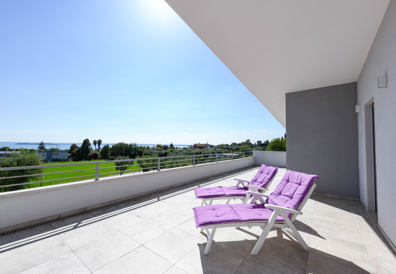 Villa a Moniga del Garda - Villa Easy Life by Garda FeWo