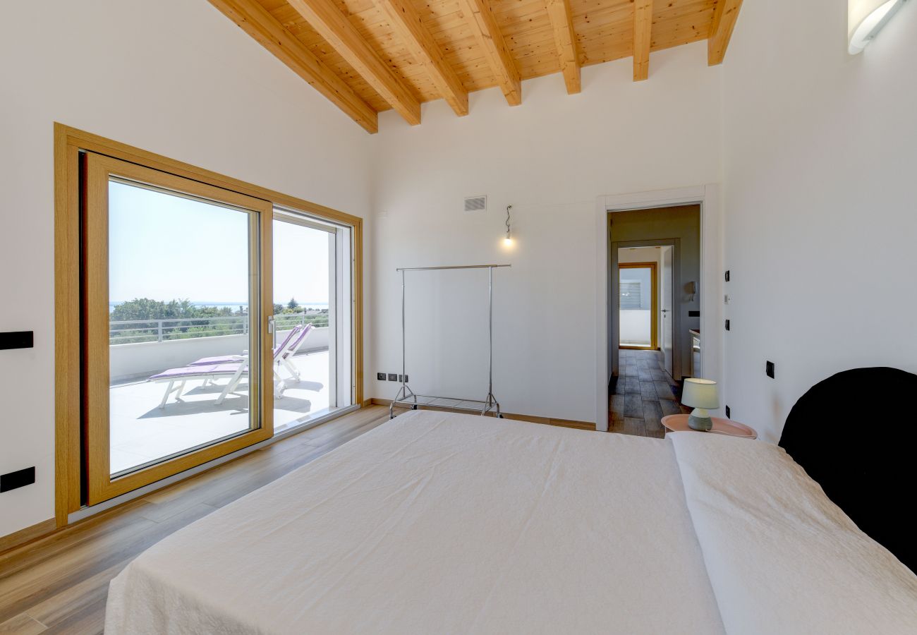 Villa a Moniga del Garda - Villa Easy Life by Garda FeWo