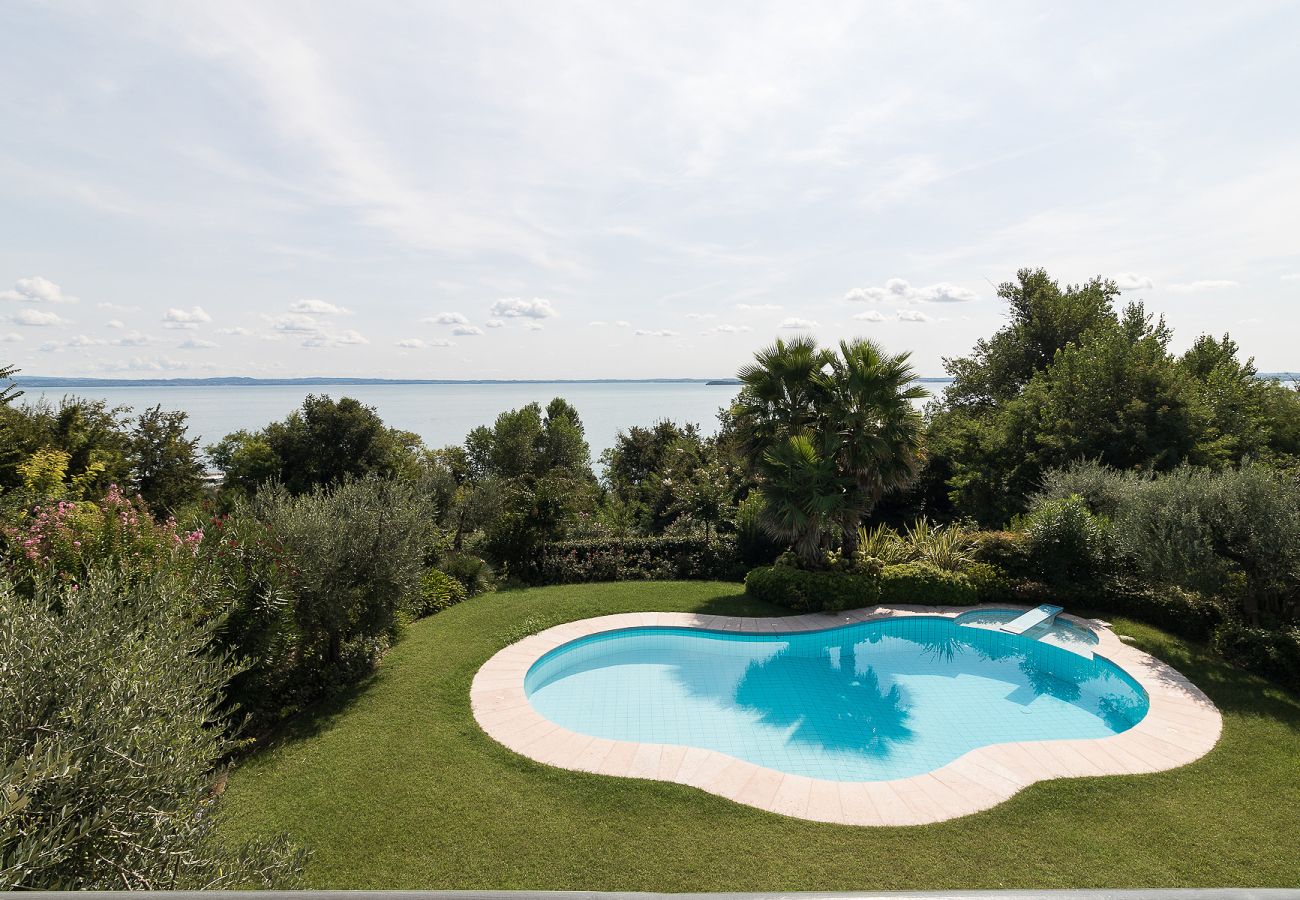 Villa a Manerba del Garda - Villa Casa Montecolo