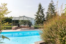 Villa in Villanuova sul Clisi - Villa Montagne & Lago by Garda FeWo