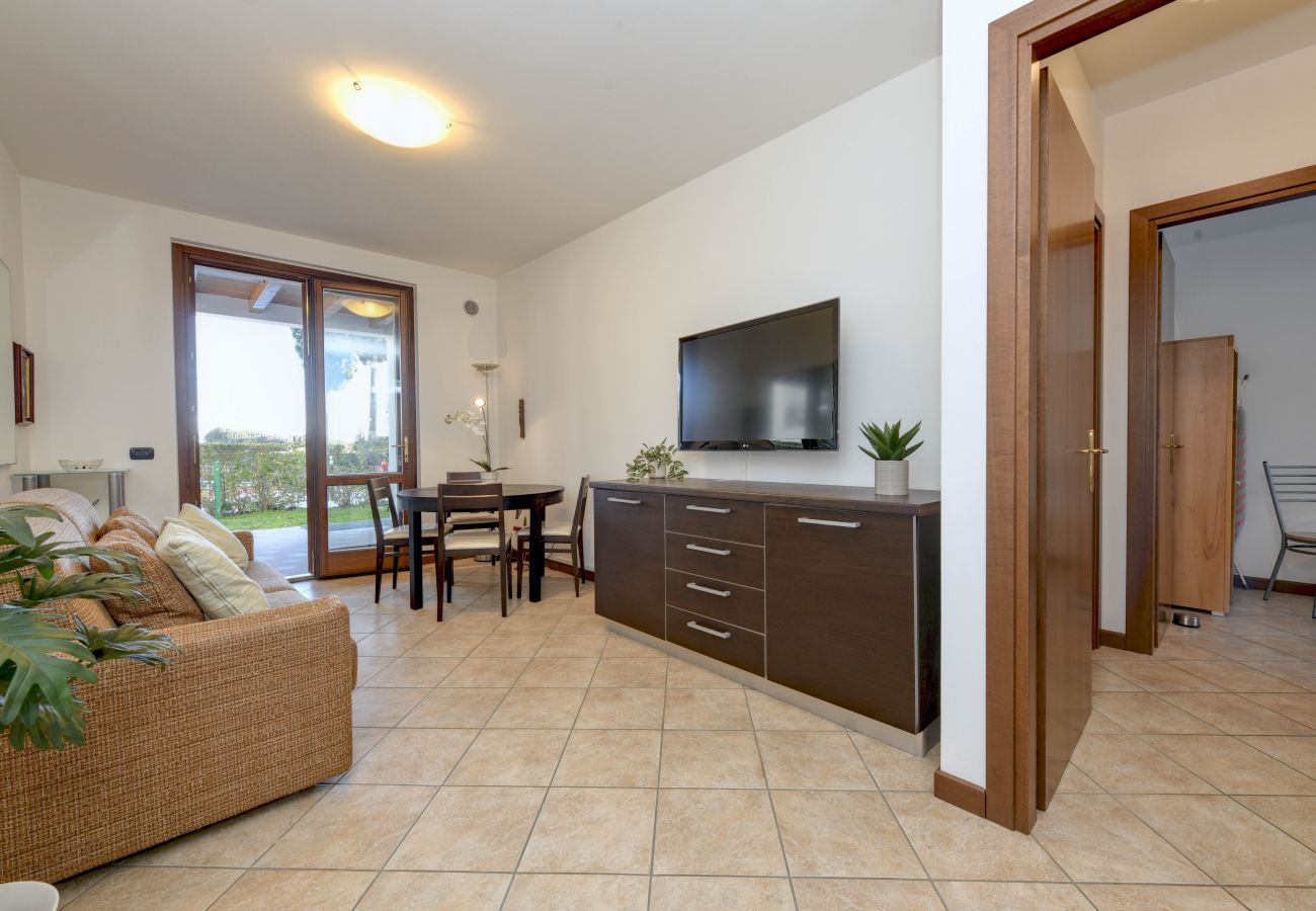 Ferienwohnung in Polpenazze del Garda - Rosa Flat by Garda FeWo