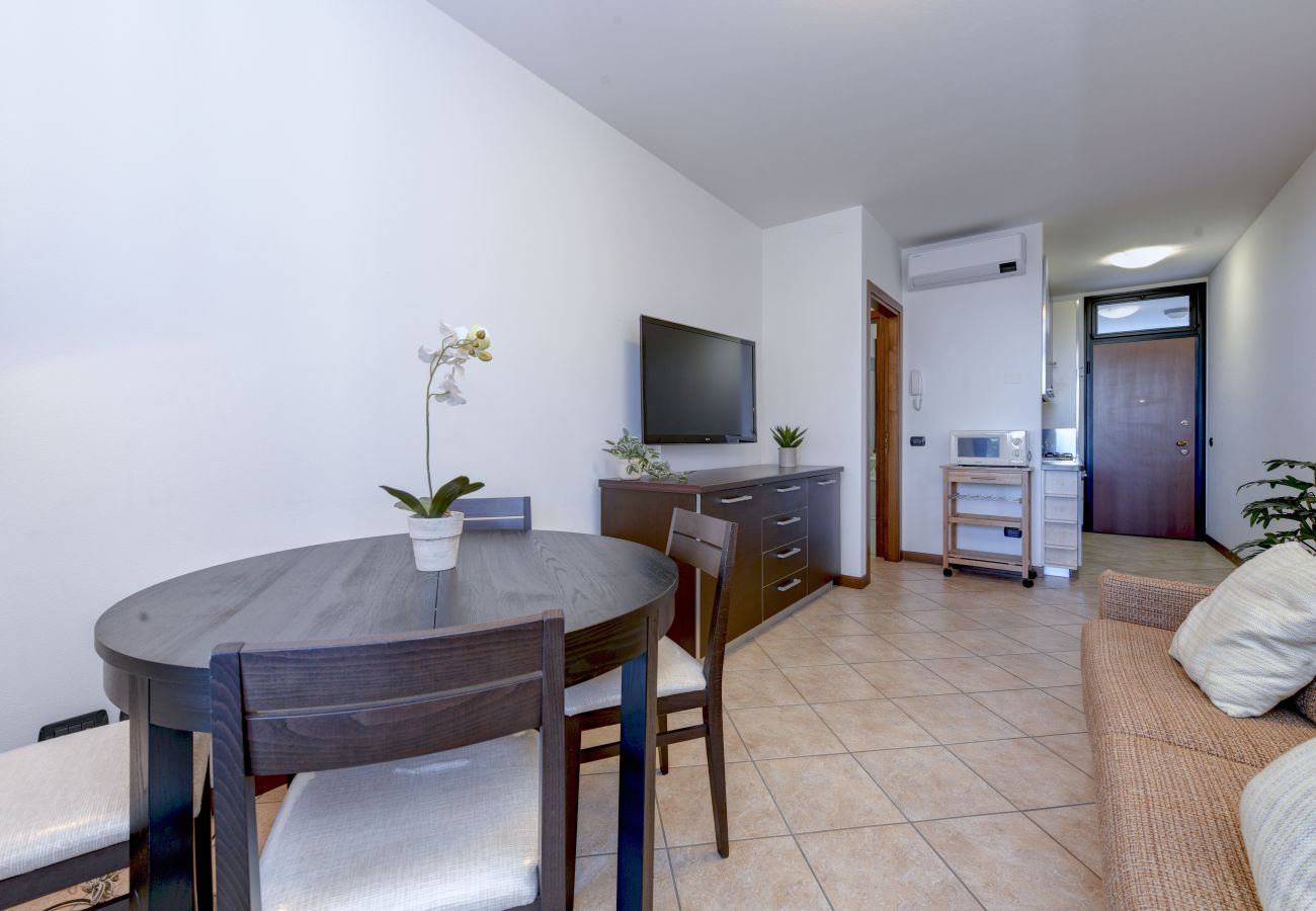 Ferienwohnung in Polpenazze del Garda - Rosa Flat by Garda FeWo